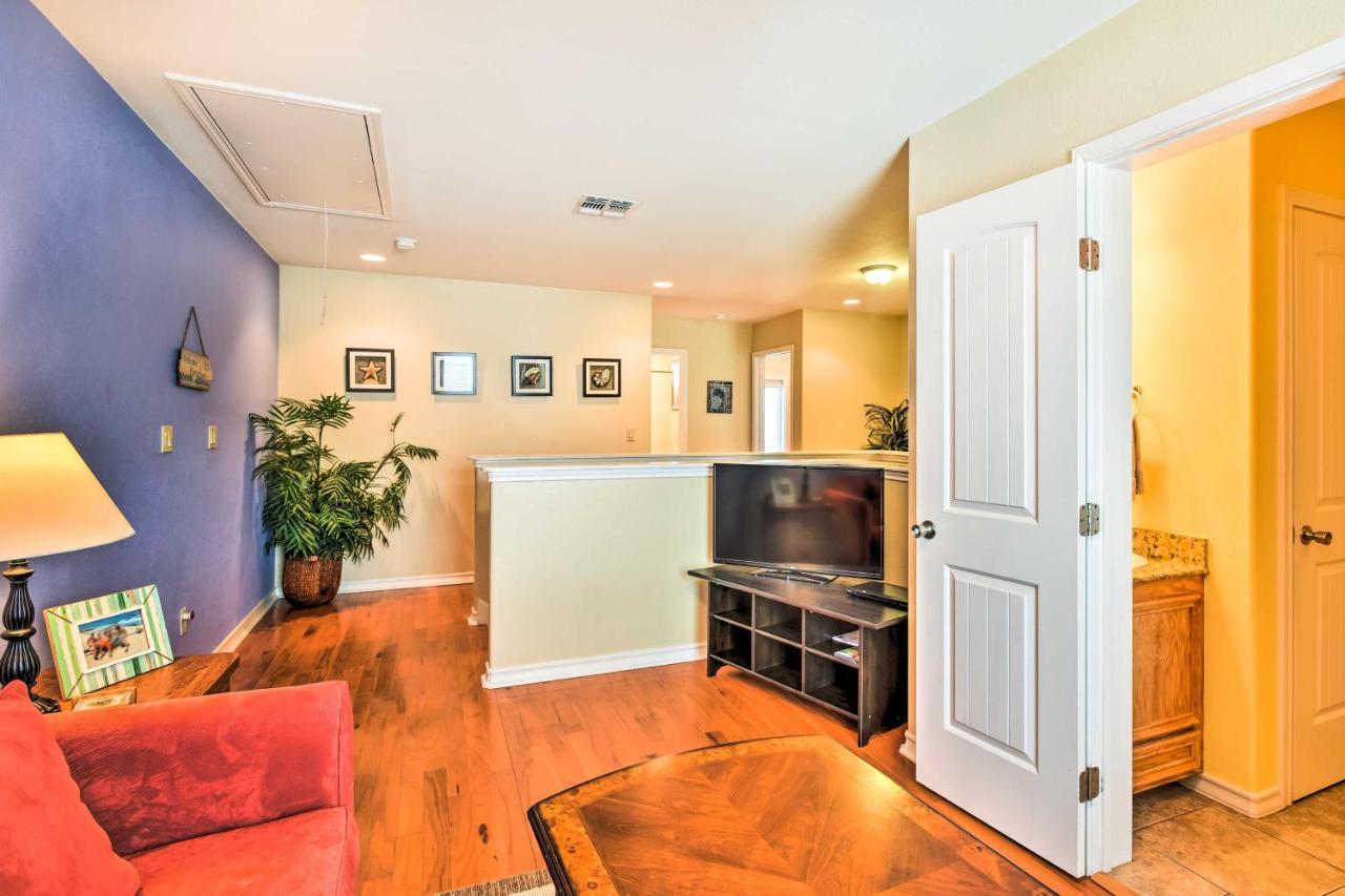 Spacious Port Aransas Condo Near Beach And Golfing Exteriör bild